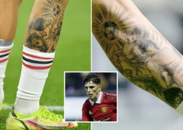 Alejandro Garnacho và hình xăm nhân vật trong “Captain Tsubasa” trên bắp chân.